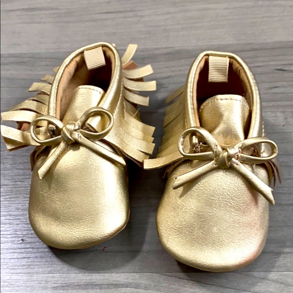 Old Navy Gold Moccasins